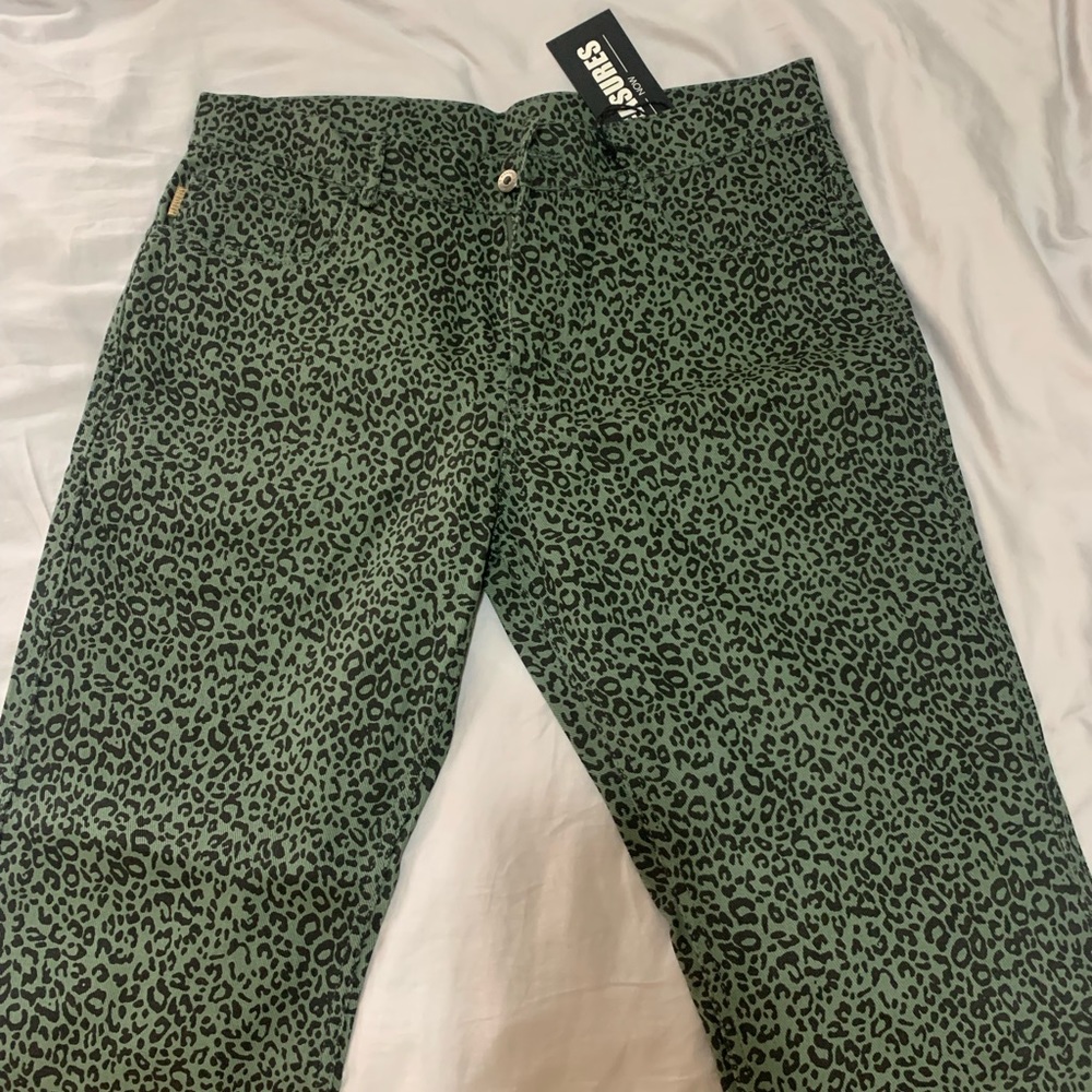 PLEASURES Crystal Cheetah Denim Pant- size 34- BRAND NEW - NEVER WORN - in Box